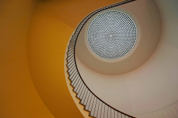 Treppe Gelb